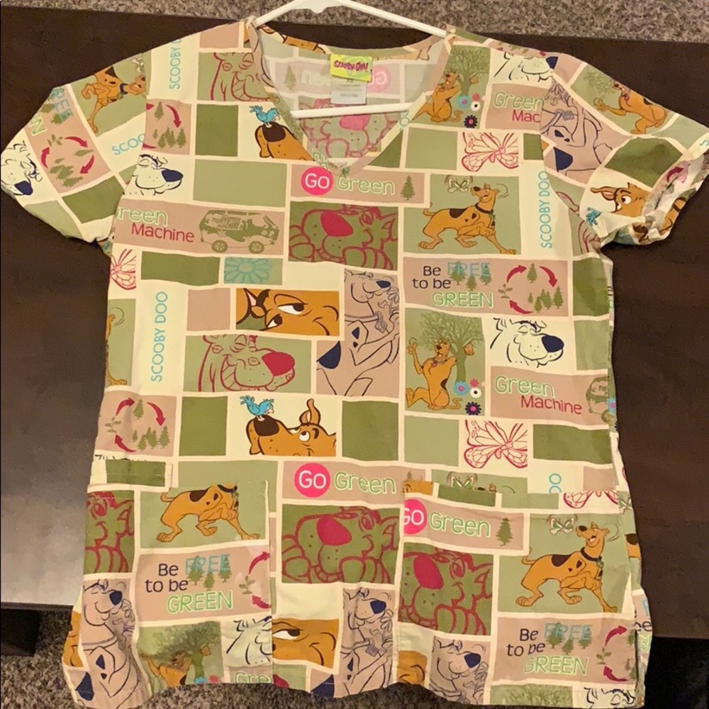Scrub top